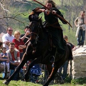 Meet your Posher, Dewi